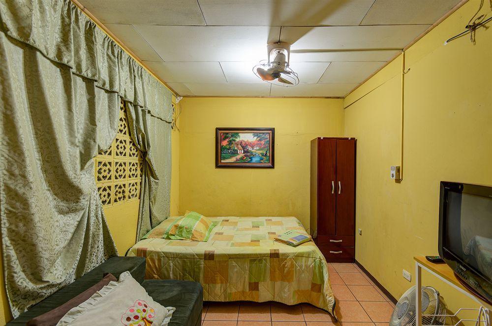 Cabinas Madeleine Πουνταρένας Εξωτερικό φωτογραφία
